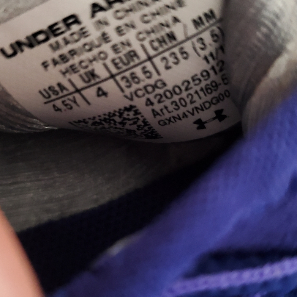 Blue and white Under Armour sneakers - Picture 5 of 5